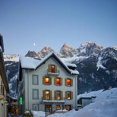 Otel Cosmiques - Centre