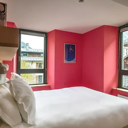 Otel Cosmiques - Centre