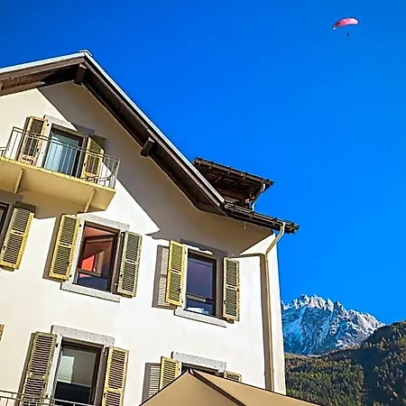 Cosmiques - Centre Hotel 2*