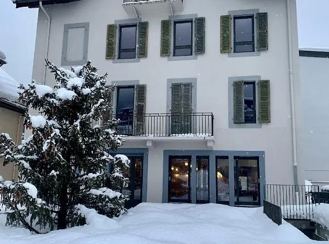 Cosmiques - Centre Hotell 2*